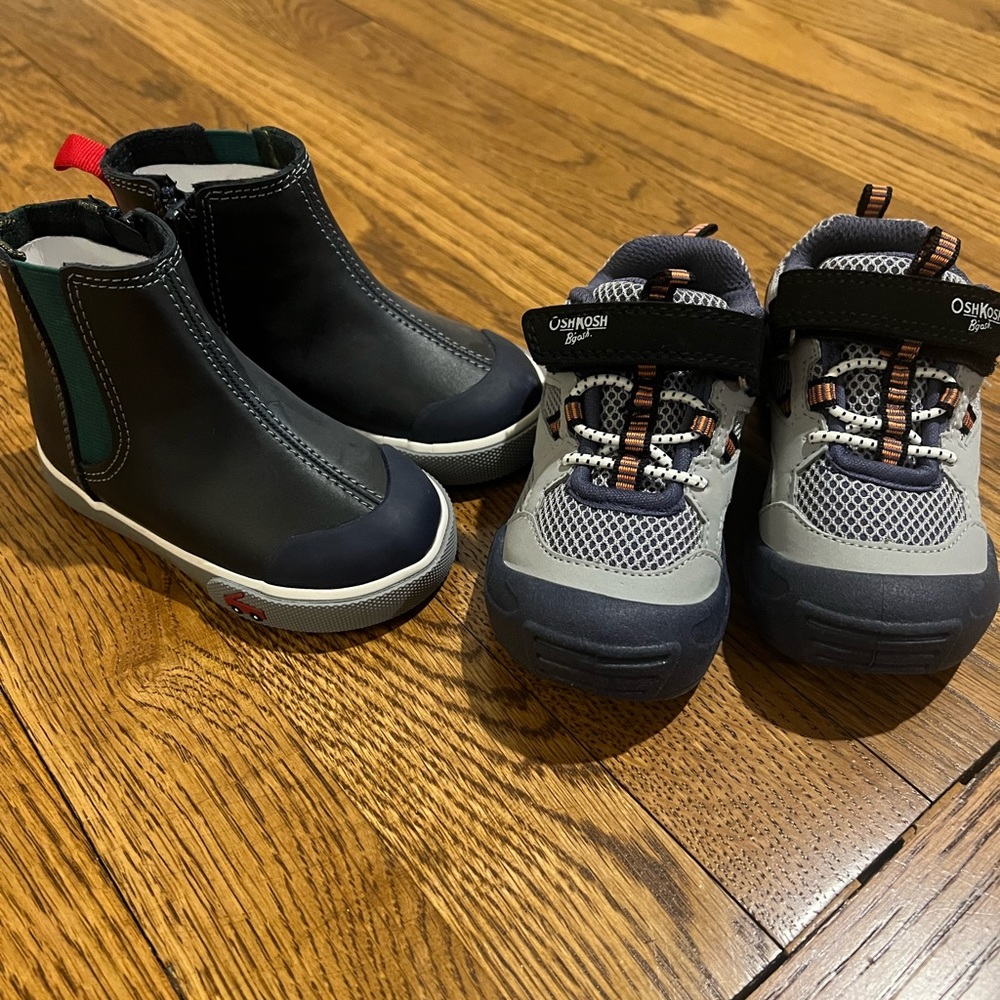 See Kai Run and OshKosh size 6 shoe